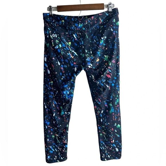 Fabletics • Gia Printed PowerLite Capri - Picture 3 of 7